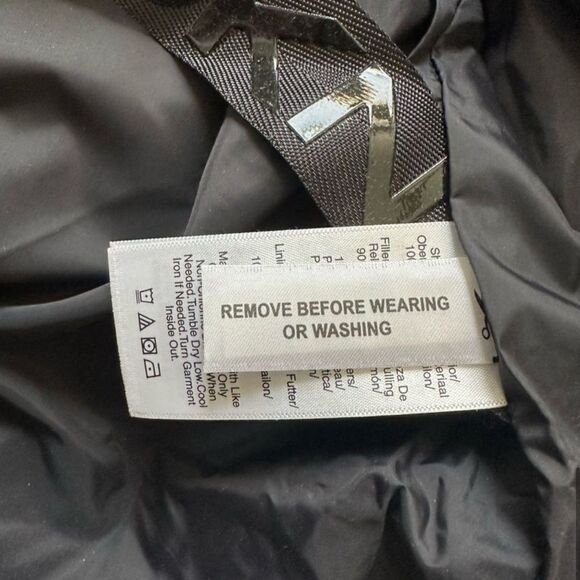 DKNY Silver Puffer Jacket Women’s Size XXS - Picture 7 of 9